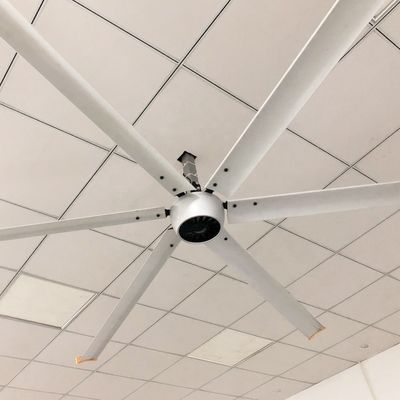 16フィート 7.3m 6.1m HVLS AC 空気冷却 高い天井 大尻 産業用排気扇風機 モーター